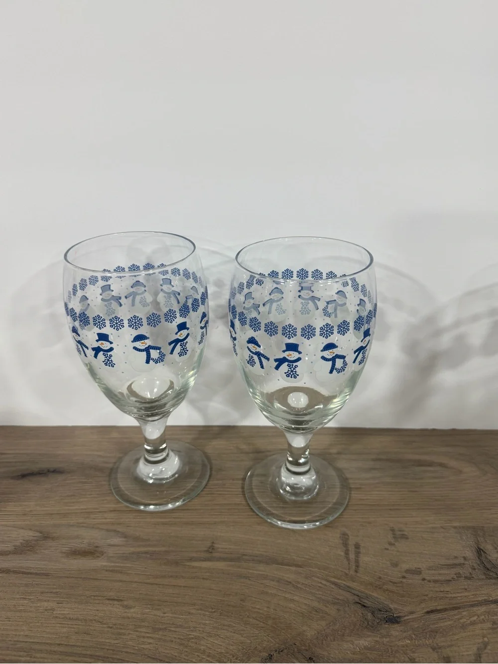 Libbey Set of 2 Festive Blue Snowman Wine Goblets